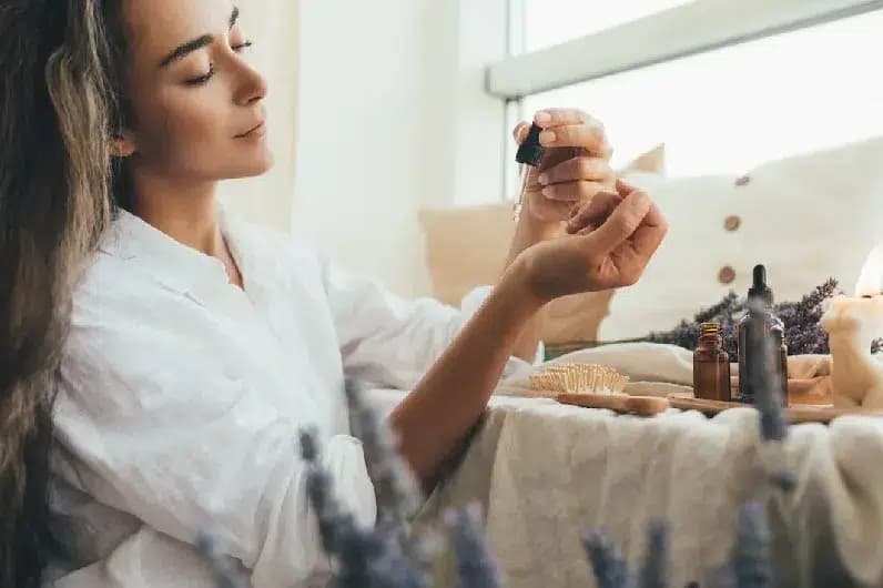 Essential Oil Perfume Lasts Longer: Fix This Mistake